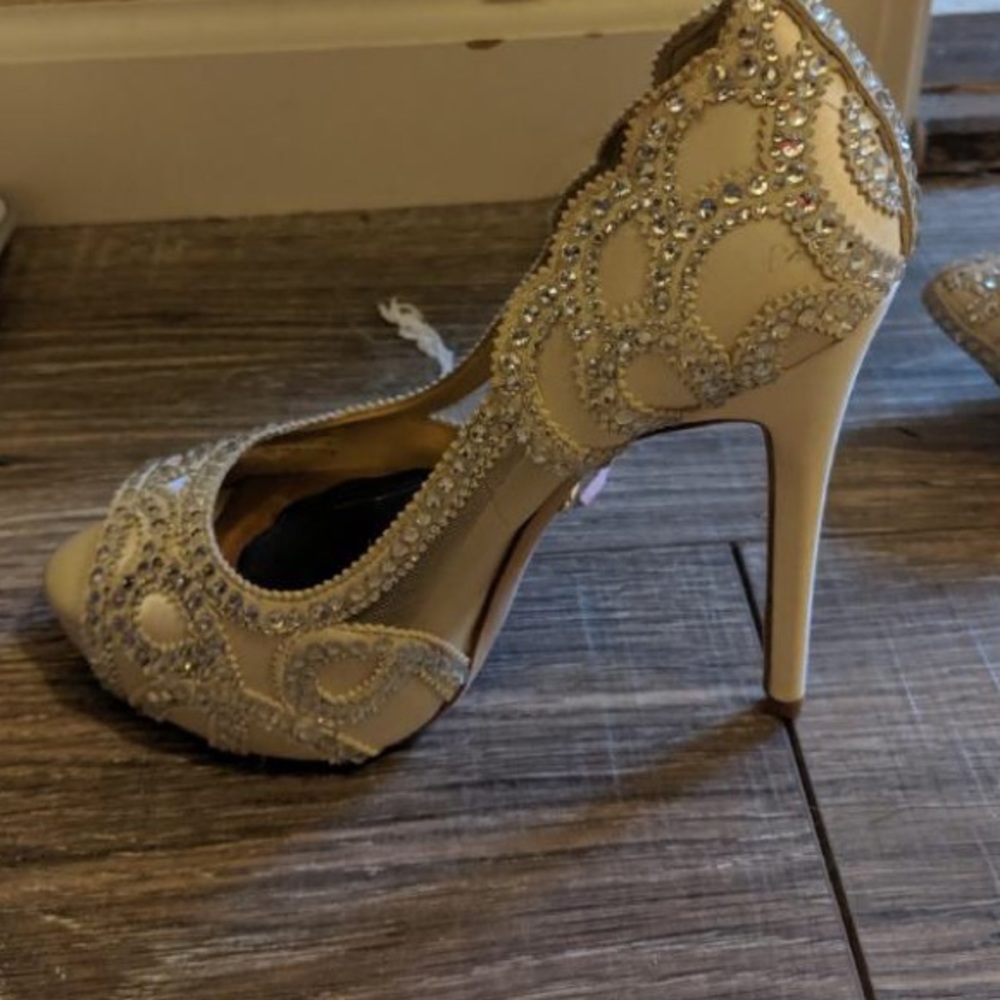 Badgley Mischka beaded heels, women’s size 6